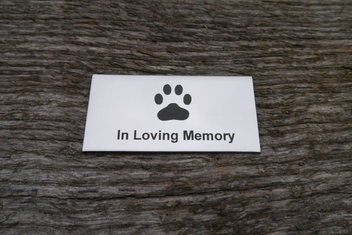 Rusty Labrador Memorial Marker